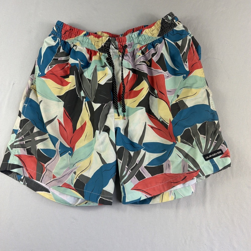 Quiksilver pastel floral aop swim trunks shorts, men's medium
